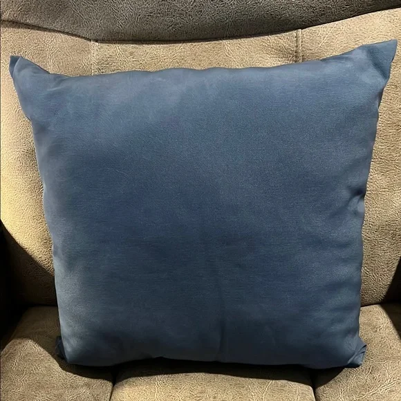 ❄️ BLUE/WHITE 16” SQUARE WINTER SNOWFLAKE HUMOROUS ACCENT THROW PILLOW - Picture 2 of 4